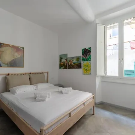 Castelli's Campo 16 * Génova