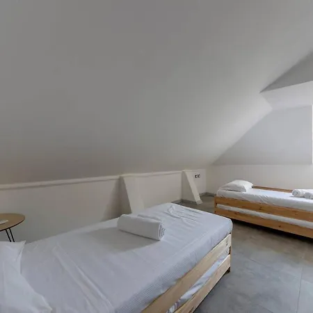 Apartament Castelli's Campo 16 *